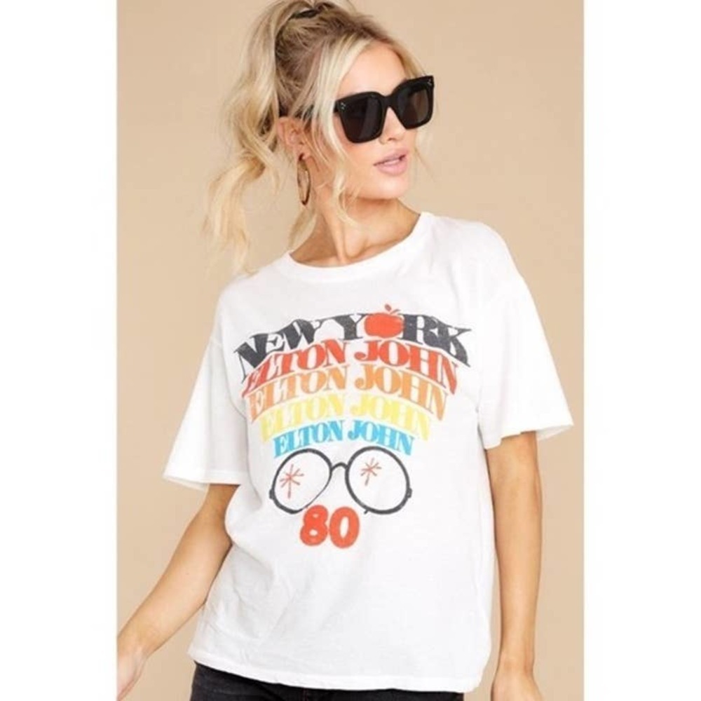 DAYDREAMER ELTON JOHN NEW YORK BOYFRIEND TEE XS
